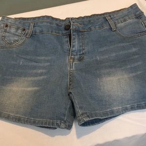 NWT jean shorts
